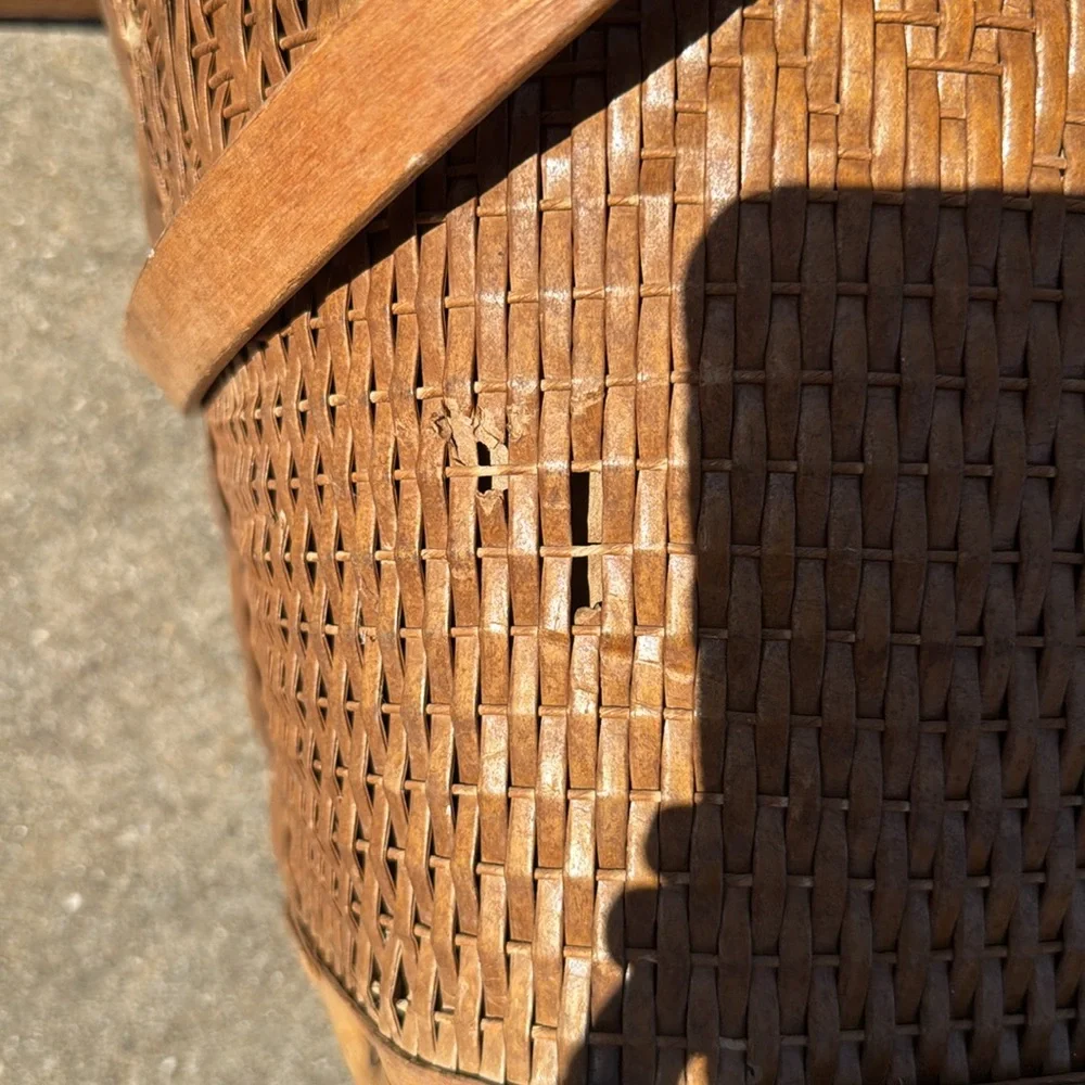 Basket Vintage Picnic Basket with Table Inside